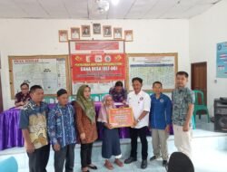 kakam kampung Kagungan Rahayu Menyalurkan Bantuan Dana Desa( BLT- DD) Di tahun Anggaran 2025.