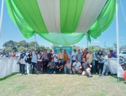 Tim relawan Gelar pesta Rakyat dan Halal bihalal Di Lapangan Kompel Pemda Tiba
