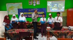 Kasat Lantas Polres Tulang Bawang Paparkan Materi dan Tujuan Digelarnya Police Goes To School di SD Negeri 2 Wonorejo
