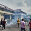 Polres Tulang Bawang Lakukan Fogging di Kantor dan Asrama, AKBP Yuliansyah Ingatkan 5M