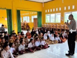 Polisi Sahabat Anak: Sat Lantas Polres Tulang Bawang beri Edukasi Lalu Lintas di SDN 1 Kagungan Dalam