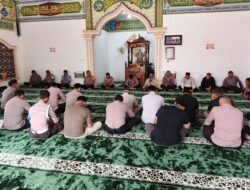 Polres Tulang Bawang Gelar Binrohtal Untuk Tingkatkan Iman dan Takwa Personel